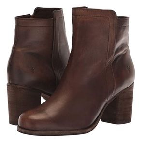 Frye Addie Inside Zip Short Bootie